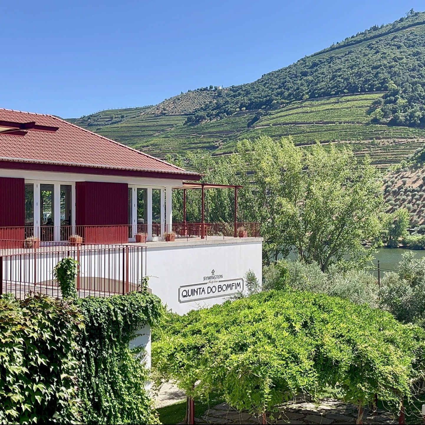 Fora Douro Quinta do Bomfim